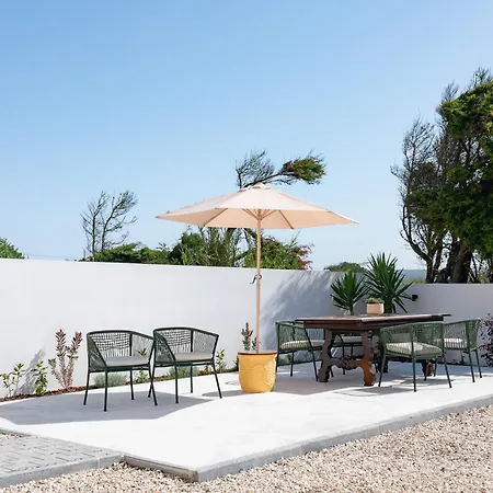 Coastal Garden - Kismet Boutique - Breakfast Included 4*
